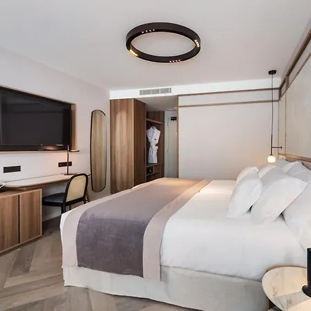 Otel Barcelo Oldtown 5*