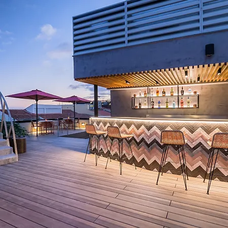 Barcelo Oldtown Hotel