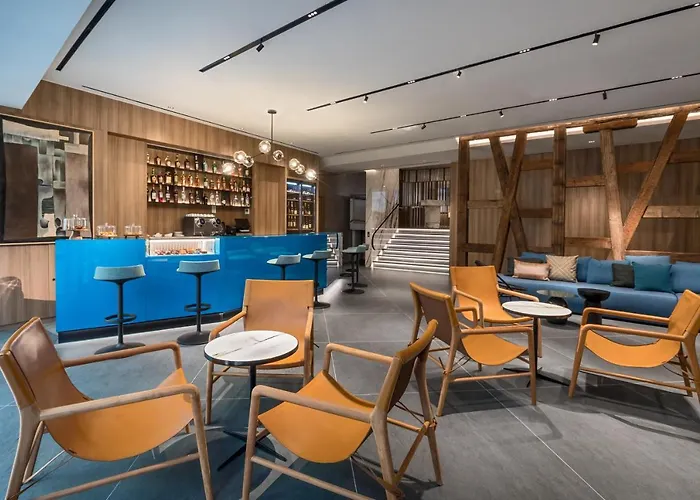 Barcelo Oldtown מלון 5*