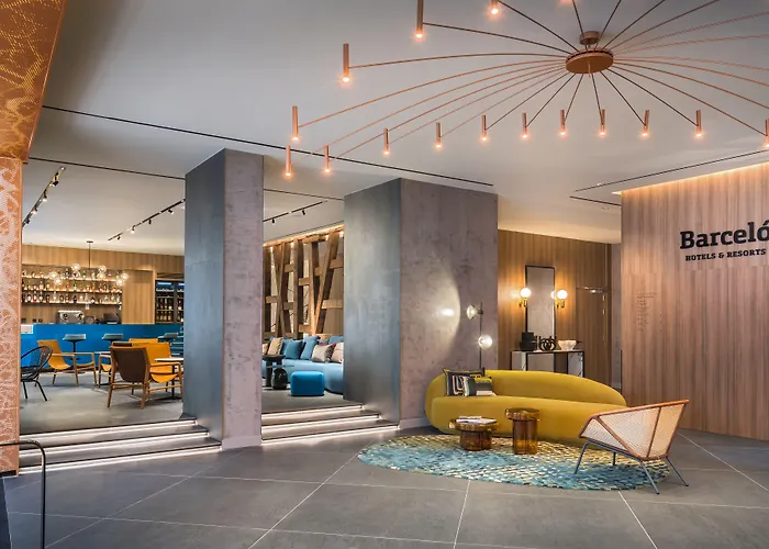 מלון Barcelo Oldtown 5*