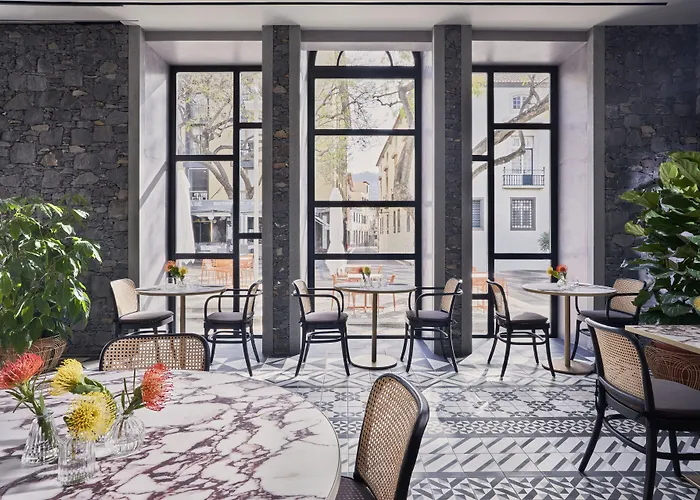 酒店 Barcelo Oldtown 5*