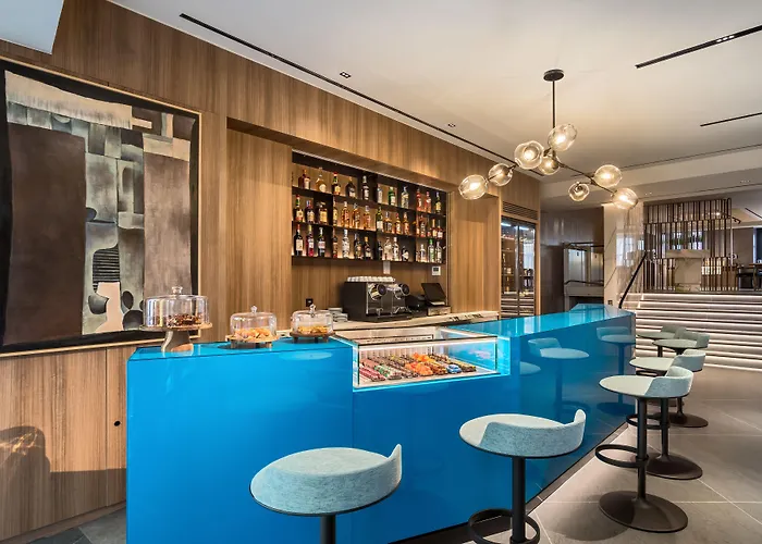 Barcelo Oldtown מלון 5*