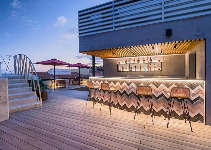 Hotel Barcelo Oldtown 5*